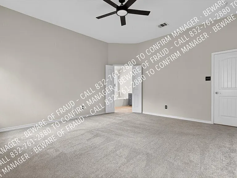 12079 Kingsville Dr — Photo 16