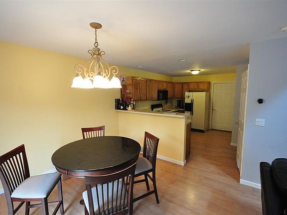 5th image of 19 Brook St