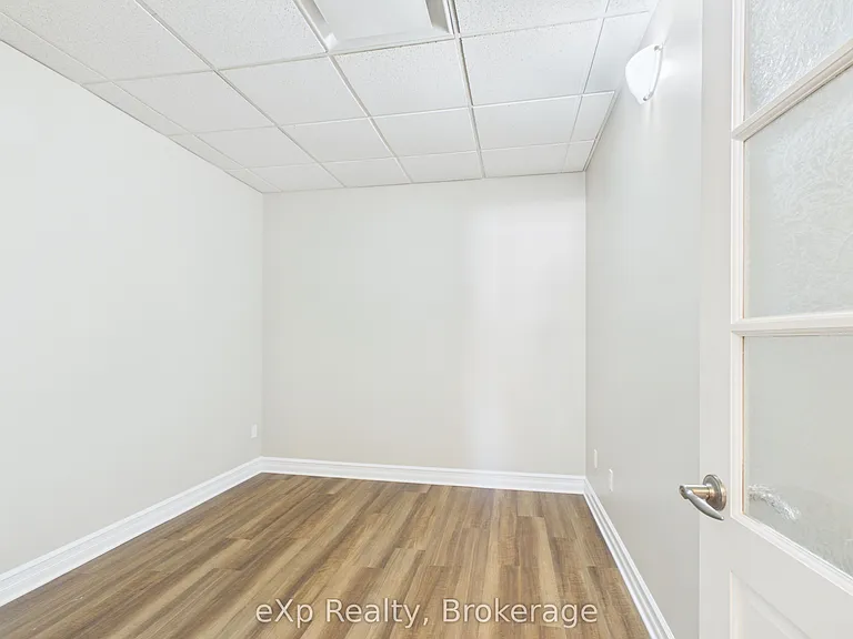 807 Queen St #2 — Photo 13