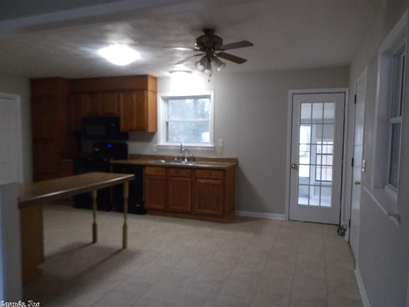 4th image of 604 Ethel Dr