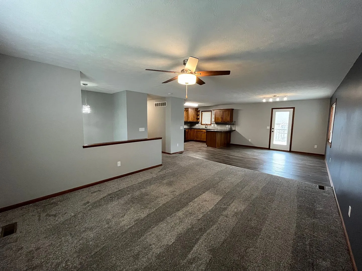 7825 Yankee Woods Dr-4bed/3bath house — Photo 3