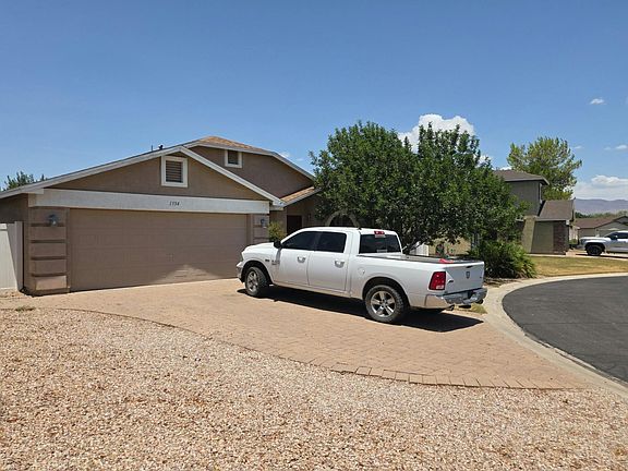 3rd image of 1354 S Kuhni Ct