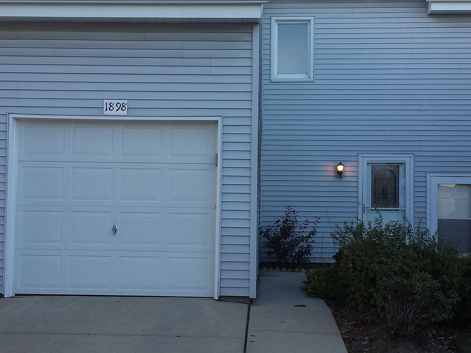 Well maintained townhome