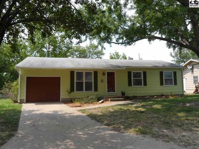 6 SE 4th Street Ct, Newton, KS, 67114