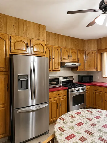 25 Hall St Photo 1