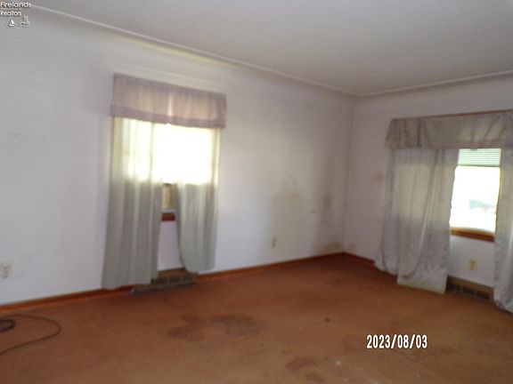 3rd image of 1313 Cleveland St
