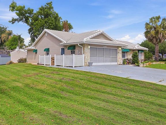 2nd image of 35103 Riverside Ct