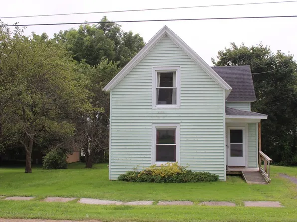 315 W Bradley St, Dexter, NY 13634