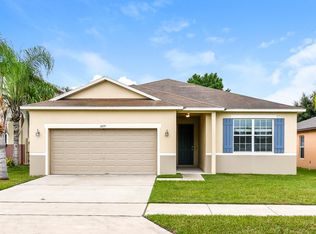 1677 Strathmore Cir, Mount Dora, FL 32757