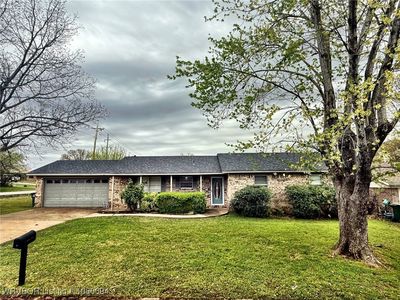 65 N Redwood Cir, Sallisaw, OK, 74955