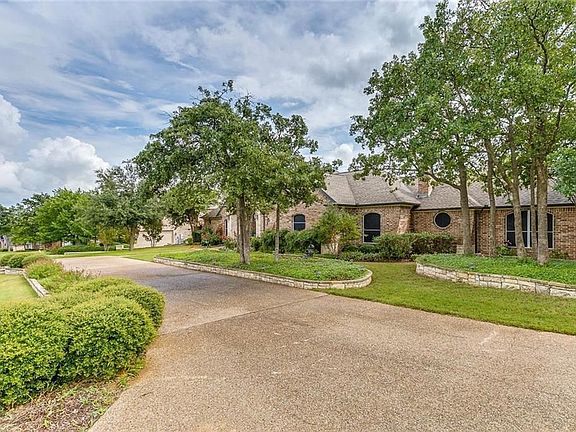 4th image of 3408 Country Vista Dr