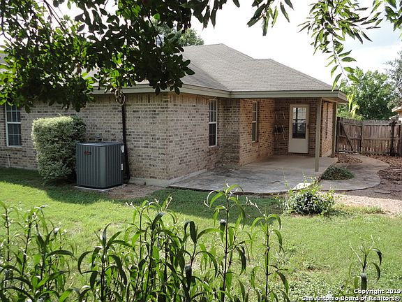 2nd image of 1649 Kimberly Dawn Dr