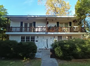 334 E 56th St #A, Savannah, GA 31405