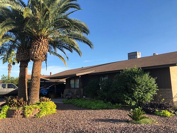 3rd image of 1423 E 8th Ave