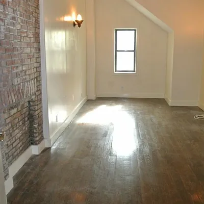 Rented by Nooklyn NYC LLC | media 8