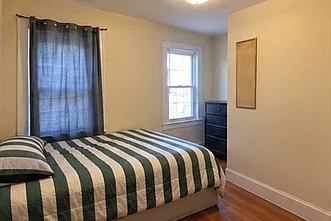 197 College Ave — Photo 4