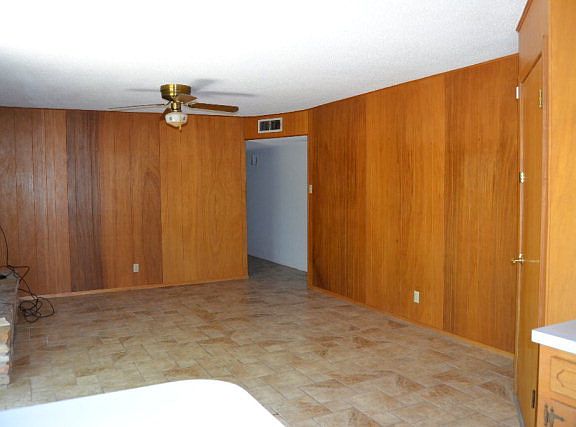 3rd image of 2722 Erline Dr