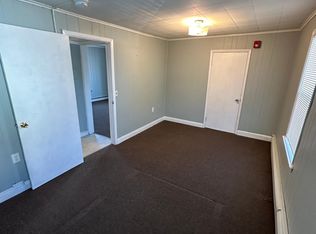 109 Kenyon Ave #1F, Pawtucket, RI 02861