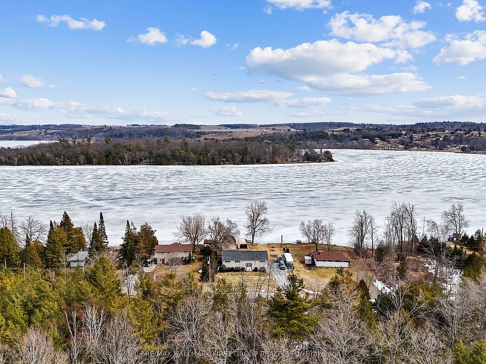 1st image of 190 Ingham Rd #8