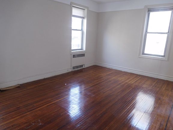 3rd image of 141-25 Northern Boulevard # Fl 3