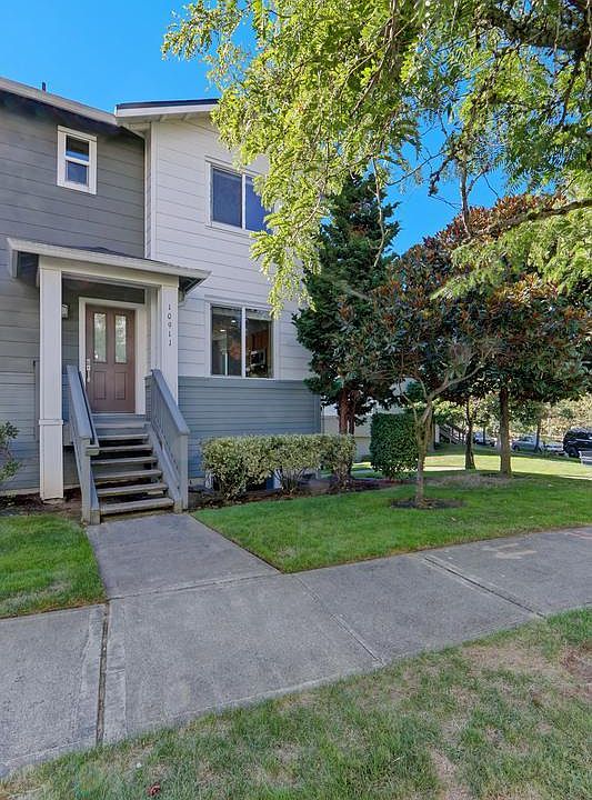 1st image of 10911 123rd Ln NE