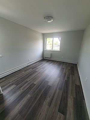 4th image of 12327 Merrick Blvd APT 6