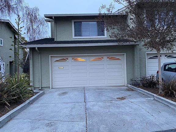 2nd image of 3709 Europe Ct