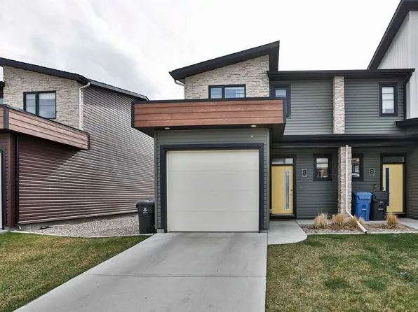 410 NE Highlands Blvd W #1, Lethbridge, AB T1J 5K5
