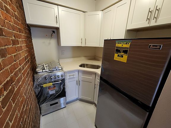 5th image of 111 W 75th St APT 4R