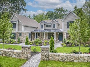 58 Wilson Rd, Bedford, MA 01730