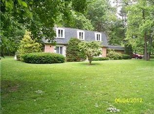 1240 Greenhill Ln, Somerset, PA 15501