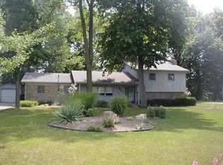 12502 N Lantern Rd, Fishers, IN 46038