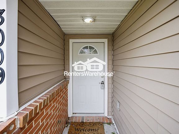 4th image of 3009 Knight Rd