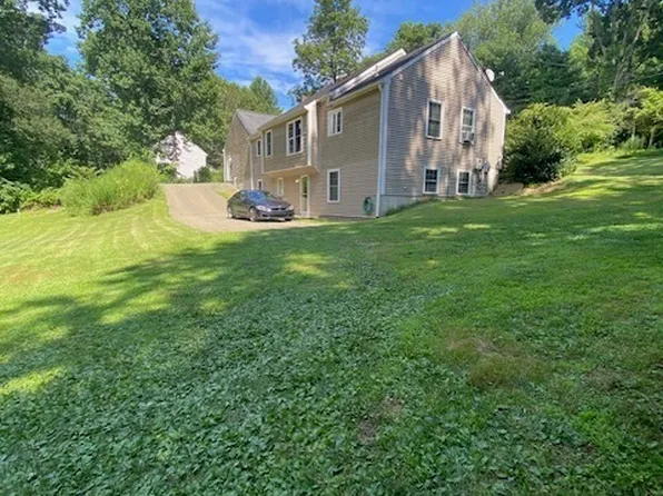 129 E Haddam Colchester Tpke, Moodus, CT 06469