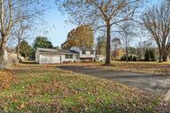 Southview Dr-S1411-001.jpg