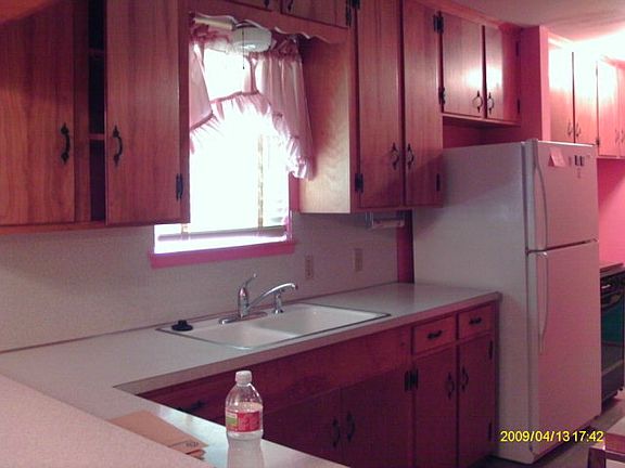 3rd image of 303 N Shanks St