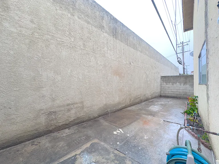 21828 Belshire Ave #15 — Photo 31