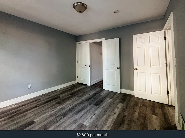 27 N 12th St — Photo 9