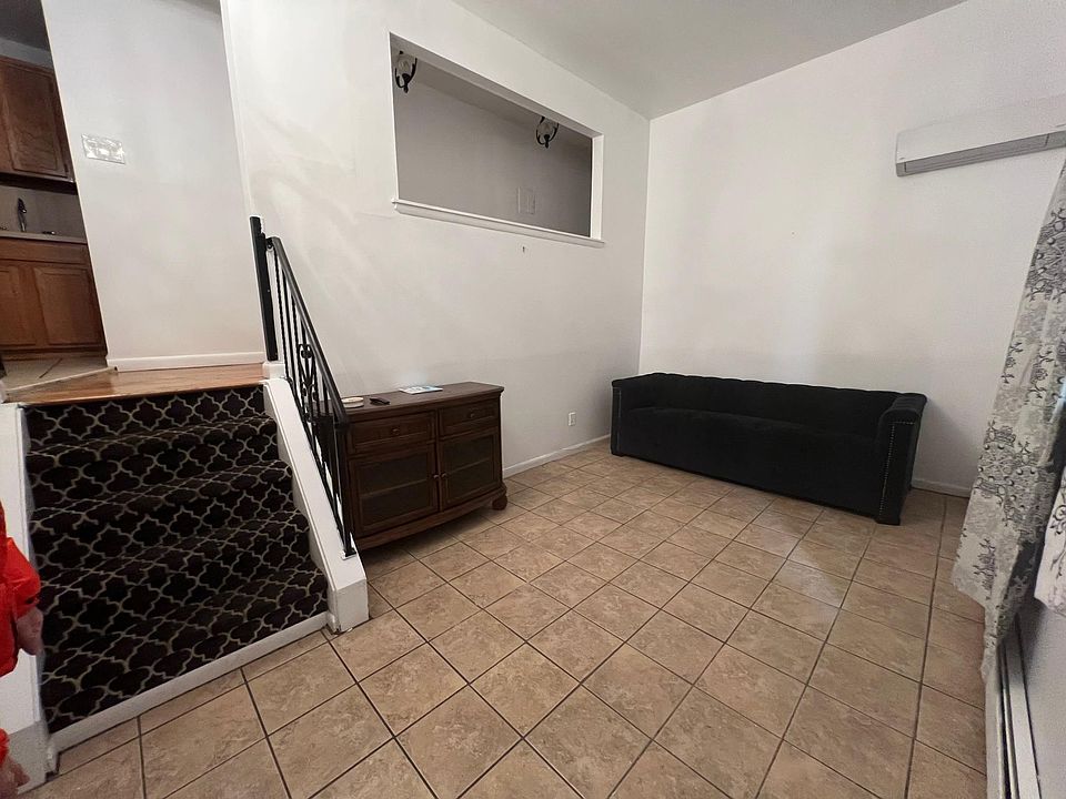 1st image of 20332 27th Ave #1