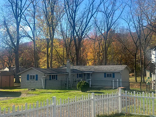 1024 Delaware Dr Photo 1