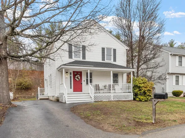 29 Lamplighter Ln, Chelmsford, MA 01824