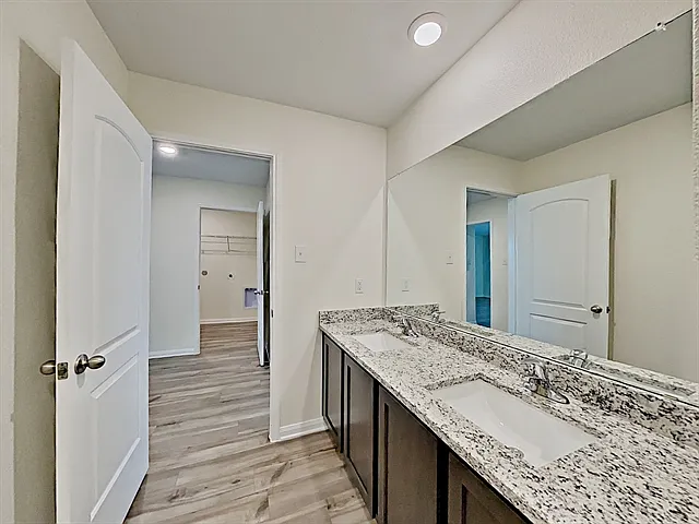 3149 Bowen St — Photo 15
