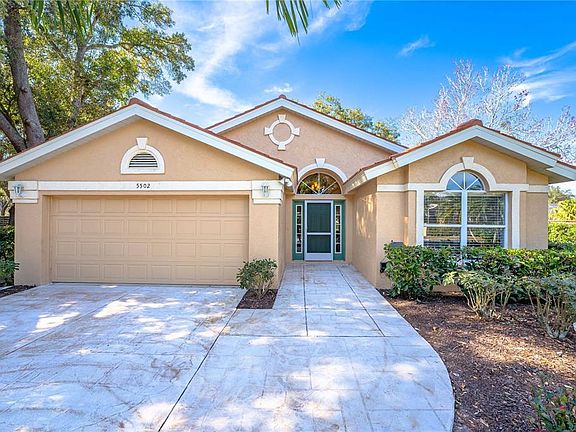 3rd image of 5502 Gardens Dr