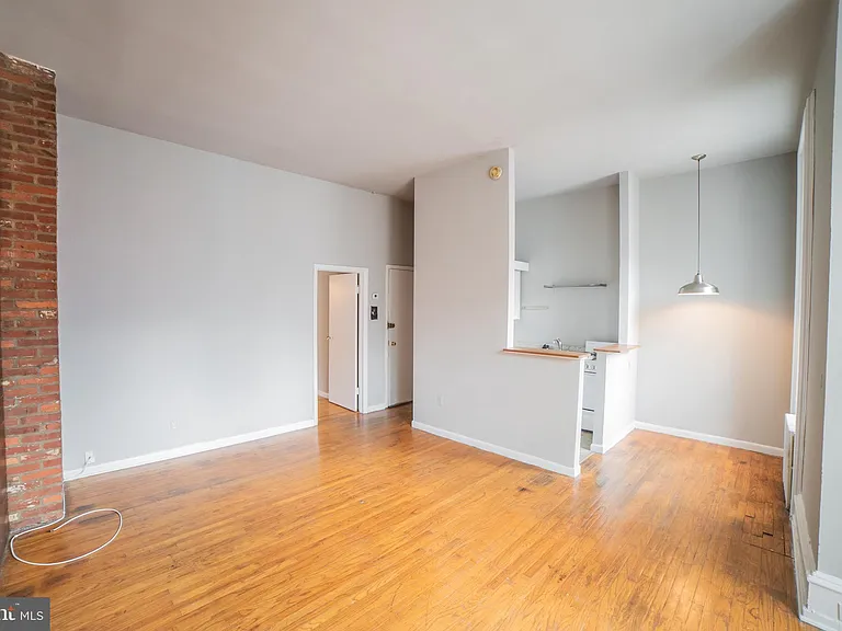 2108 Pine St #2F — Photo 6