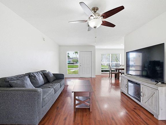 4th image of 9781 NW 23rd Court