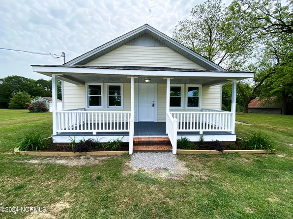 789 Crumpler Mill Road, Salemburg, NC 28385