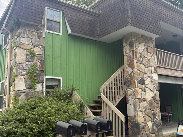 32 S Germantown Road
