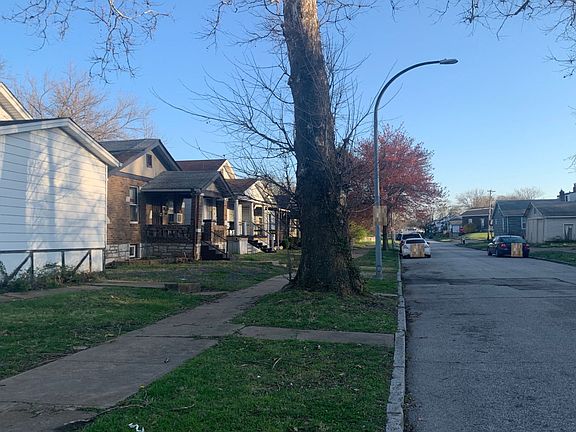 4th image of 8516 Lowell St