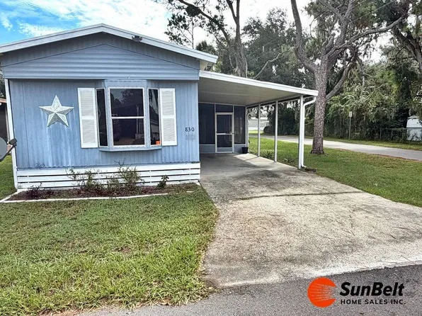 830 Michigan St, Wildwood, FL 34785
