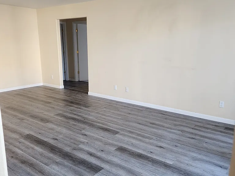 796 Castle Valley Blvd #H — Photo 5